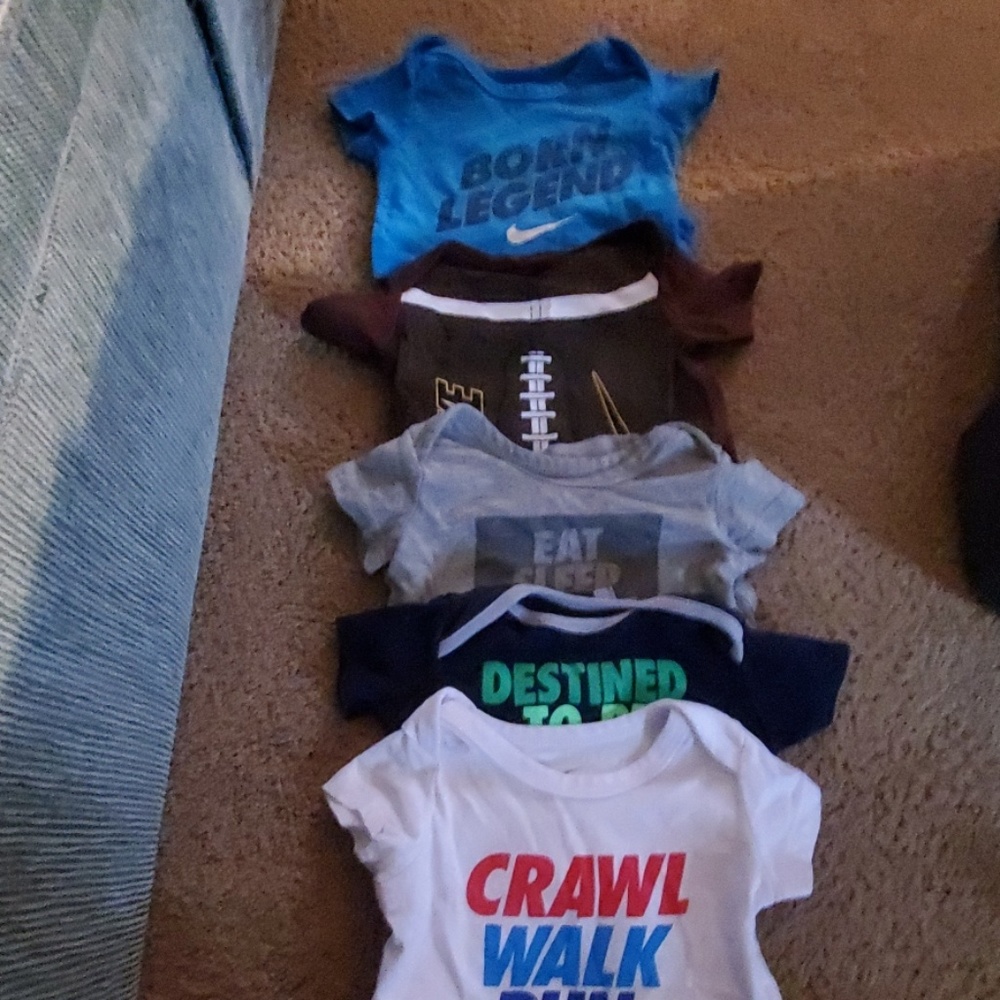 5 nike onsies